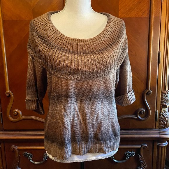 Pretty "Ruby Rd." Sweater - Picture 1 of 5